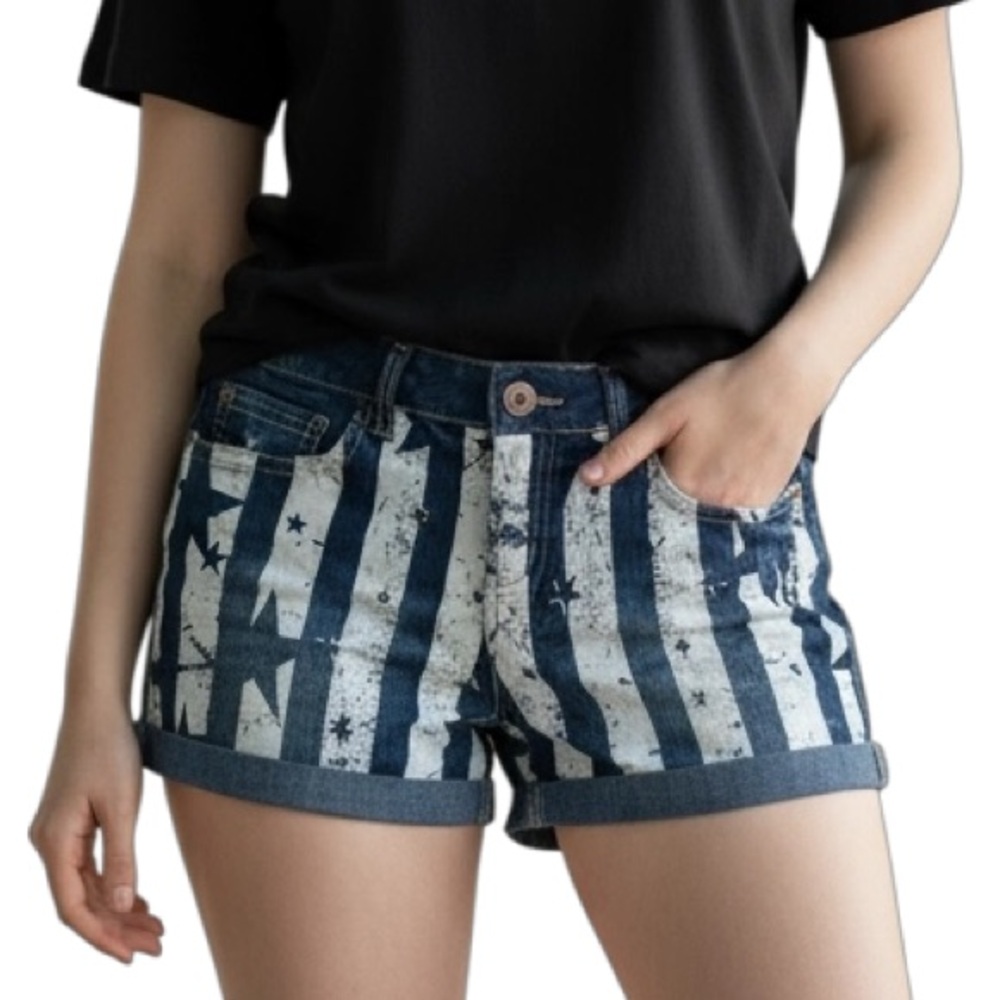 LEI Stars and Stripes Low Rise Denim Shorts